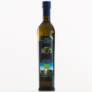 Cold pressed extra virgin biological Sicilian olive oil 